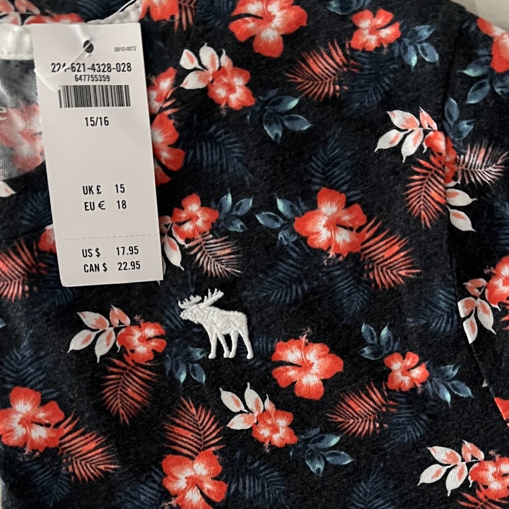 NWT Abercrombie Kids Tropical Tee Shirt Size